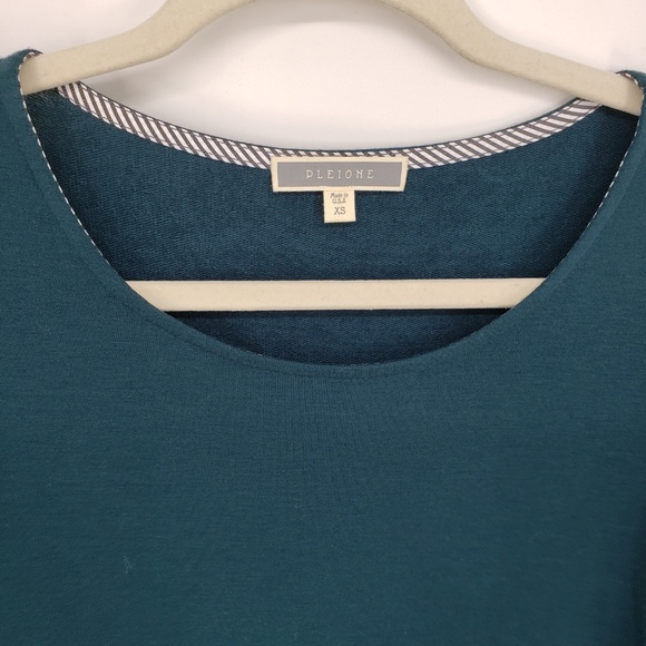 Pleione Shift Dress with Striped Bell Sleeves XS - Picture 2 of 7